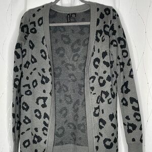 Full Tilt Dark Gray Small Leopard Print Cardigan